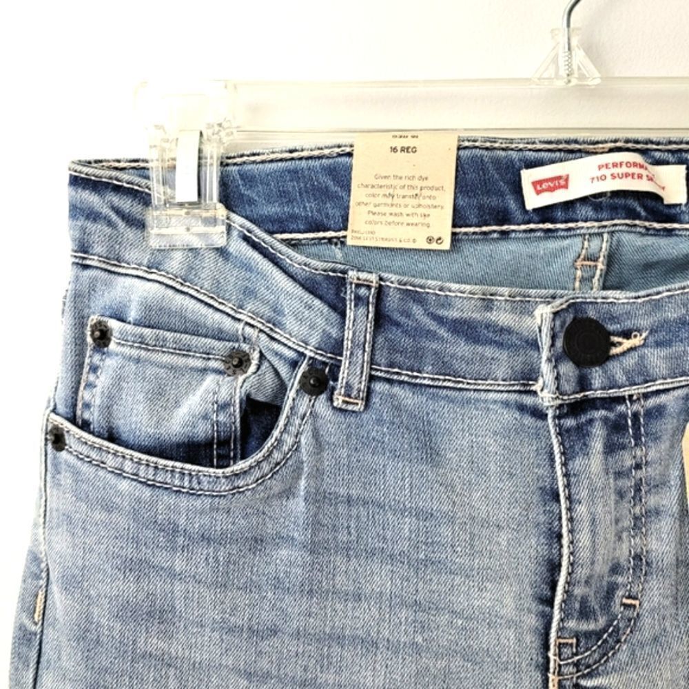 LEVIS 710 Super Skinny Performance - Picture 3 of 7